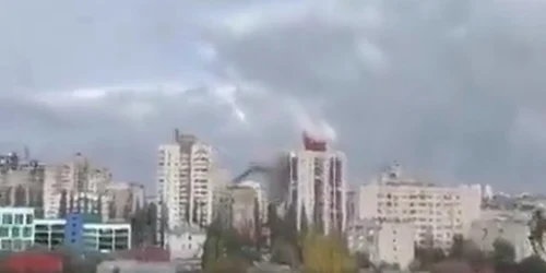 Cladire bombardata in Belgorod FOTO Twitter jpg