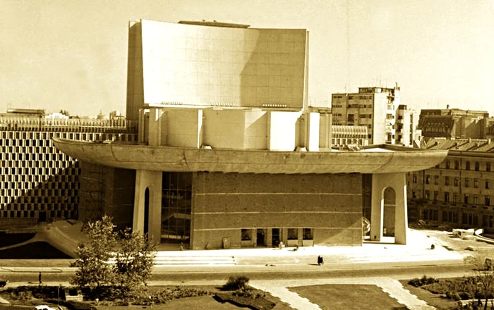 
    Sala Mare va fi redusă la 850  de locuri. Acum are 1.150  