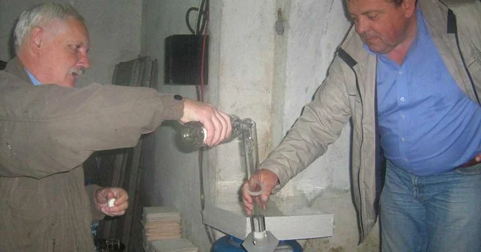 Eliminarea accizei la palincă ar putea fi adoptată luni în Camera Deputaţilor şi aplicată, astfel, începând cu anul viitor FOTO Adevărul