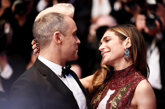 
    Robbie Williams și soția lui, Ayda, au devenit părinți pentru a patra oarăFoto: Getty   