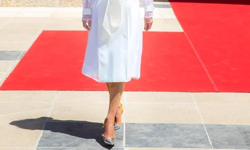 2 regina iordania jpg jpeg