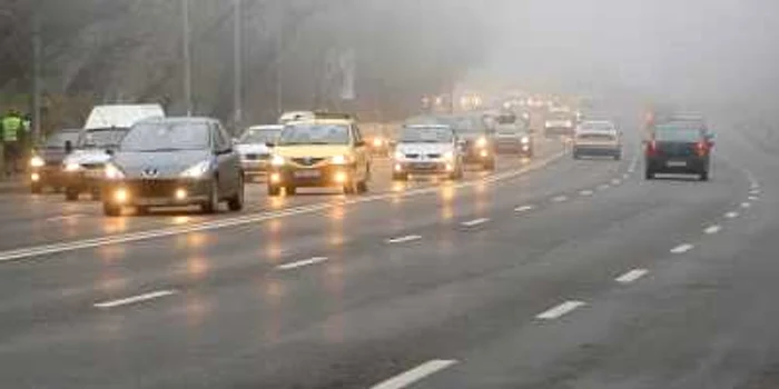 Poliţiştii recomandă prudenţă în trafic. FOTO: Adevărul