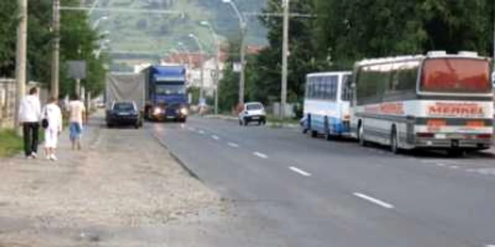 Neamţ: CAMPANIE: Fondurile UE merg în străzile din Neamţ