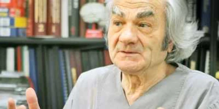 Profesorul Leon Dănăilă a fost inclus de către mediul ştiinţific internaţional între cele 500 de genii ale secolului XX
