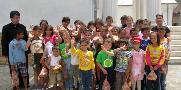Cantina socială din Cumpăna de la Biserica Sfânta Cuvioasă Parascheva Foto World Vision Romania