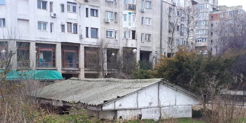 Mormântul Hypogeu ascuns printre bălării