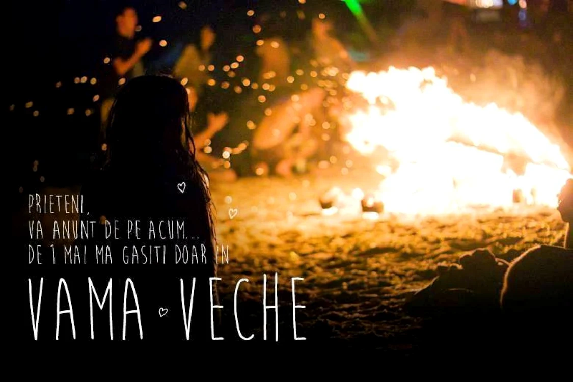 Foc de tabără la Vama Veche Sursă foto Facebook Vara 2015@Vama Veche