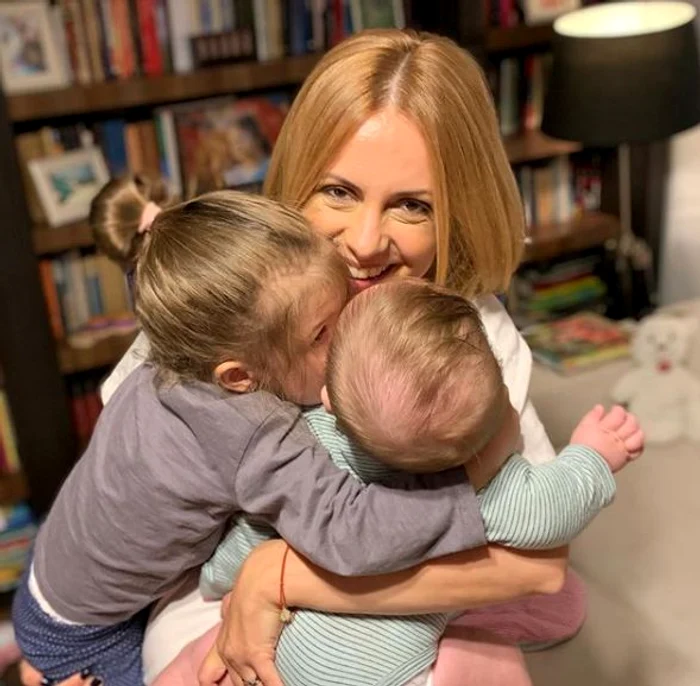 Simona Gherghe este mămica a doi copii