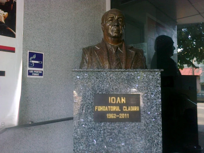 Bust Ioan Cârpaci FOTO Ştefan Both