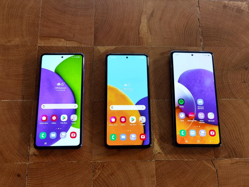 Samsung Galaxy  A52, A52 5G şi A72. FOTO Adrian Pogîngeanu