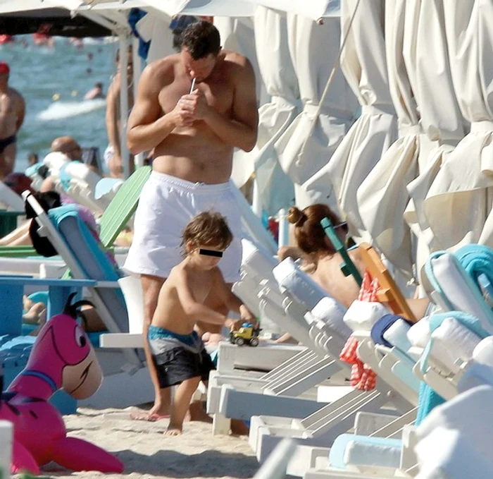 Luna aceasta, Marius şi Cristina Niculae au fost pe litoralul românesc cu fiica lor