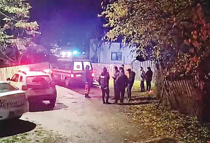 Poliţia nu a intervenit decât când era prea târziu. FOTO: Observator