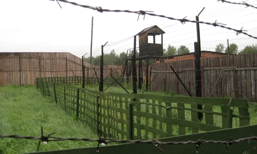 Lagăr  de  pedeapsă  pentru  nevinovați jpeg