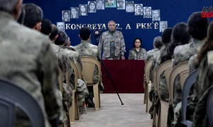 Partidul Muncitorilor din Kurdistan îşi anunţă dizolvarea Foto X jpg