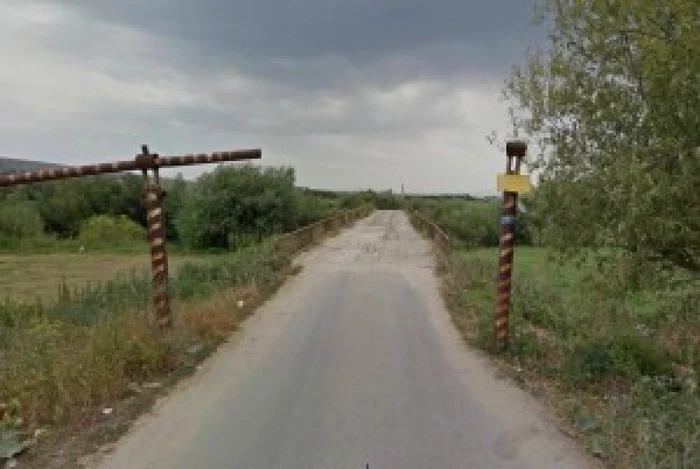 Podul a fost reparat de Consiliul Judeţean. FOTOnewsbv.ro