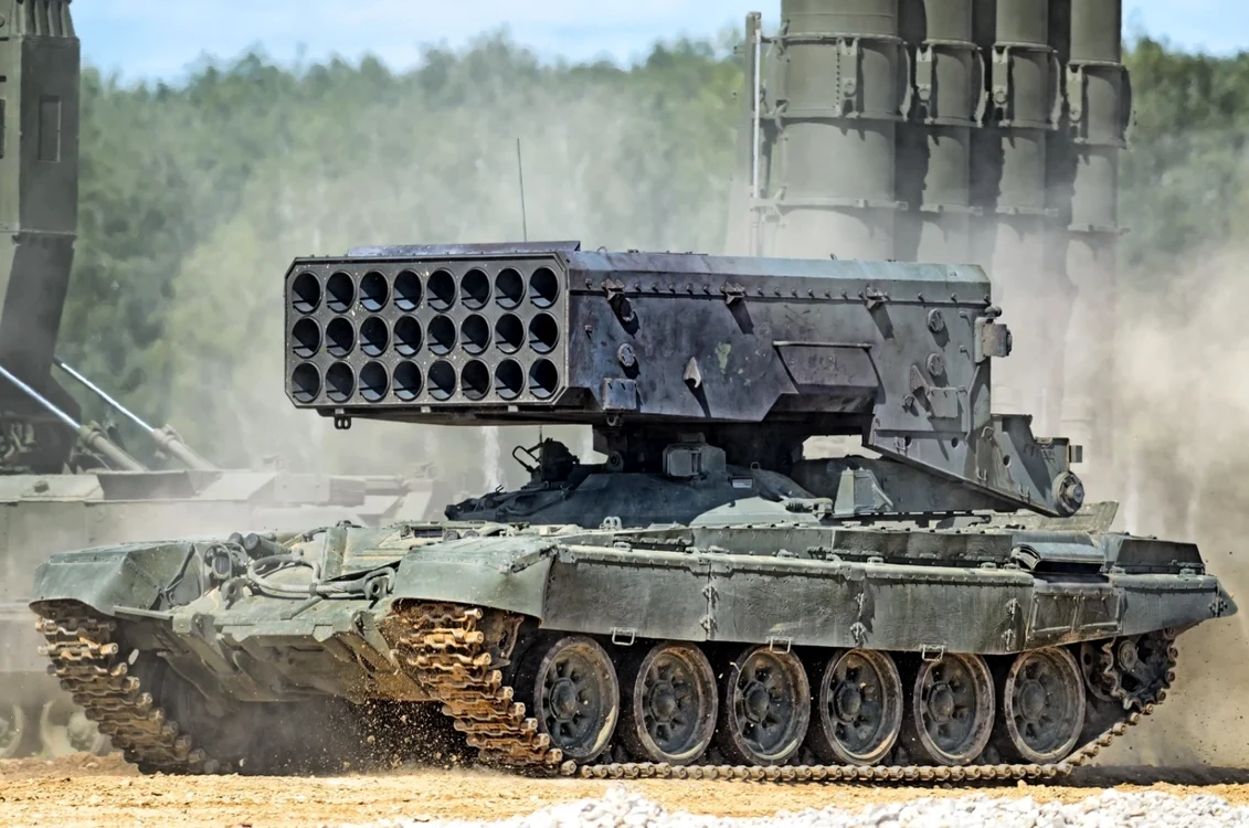 Lansatorul de rachete termobarice TOS-1A a fost folosit pe câmpul de luptă FOTO SHUTTERSTOCK