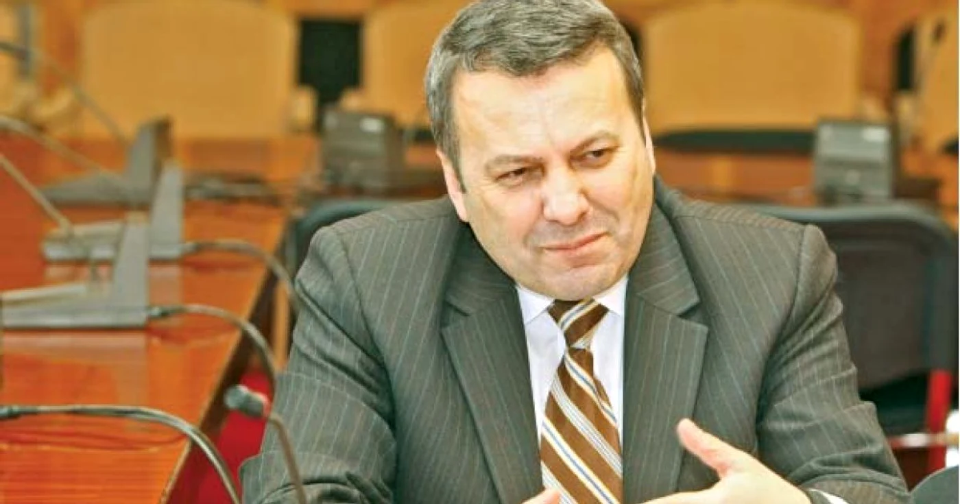 Gheorghe Ialomiţianu (52 de ani), deputat PDL de Braşov, a condus Ministerul Finanţelor între septembrie 2010 şi februarie 2012