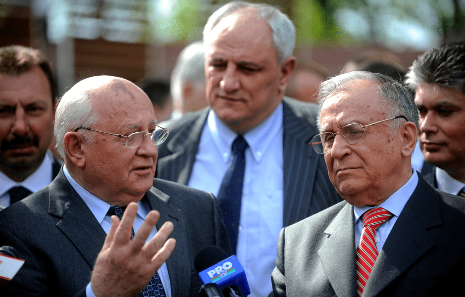 Reacția lui Ion Iliescu, după moartea lui Gorbaciov: Un lucru nu i se poate reproșa: că nu a avut curajul schimbării