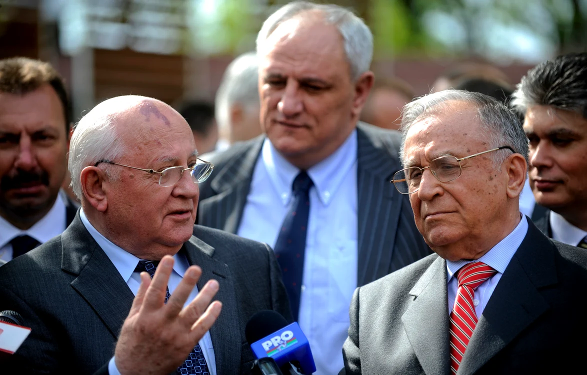 Mihail Gorbaciov si Ion Iliescu, în 2010 FOTO Mediafax 