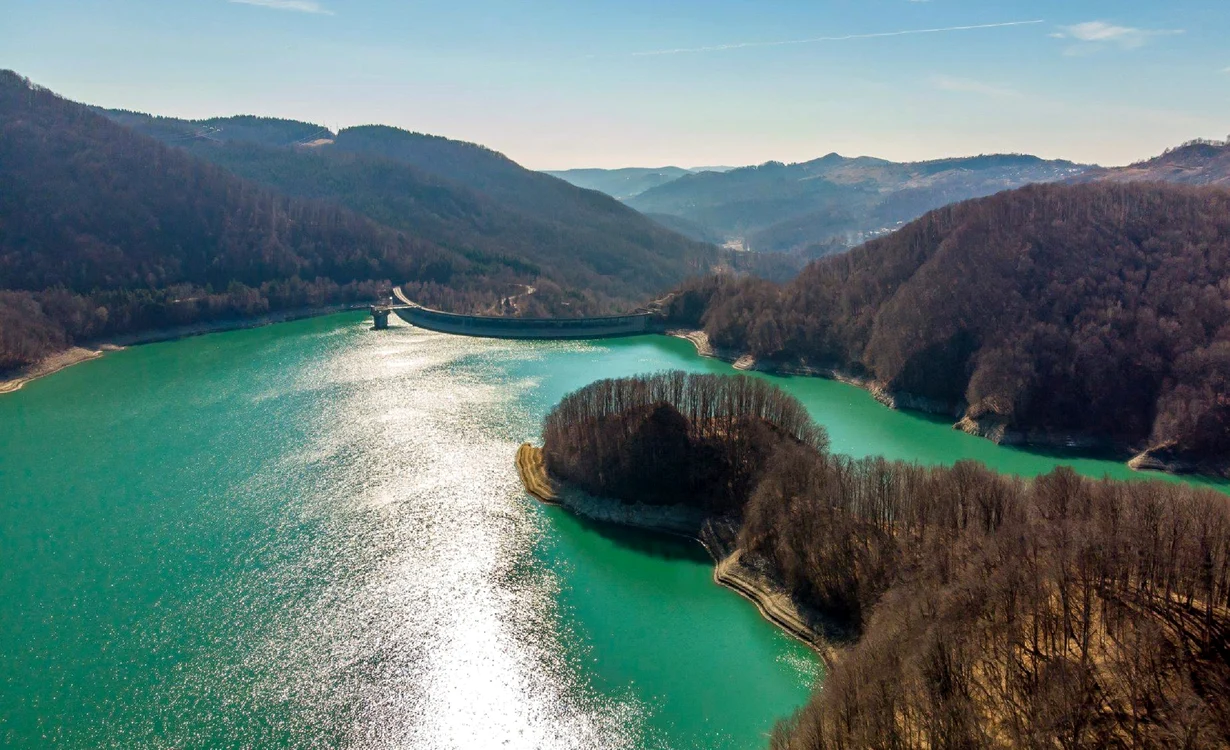 Lacul Paltinu de pe Valea Doftanei Foto Zig zag prin România Facebook