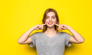 Un dentist iti dezvaluie ce spune forma dintilor despre tine Sursa foto shutterstock 1146677198 jpg