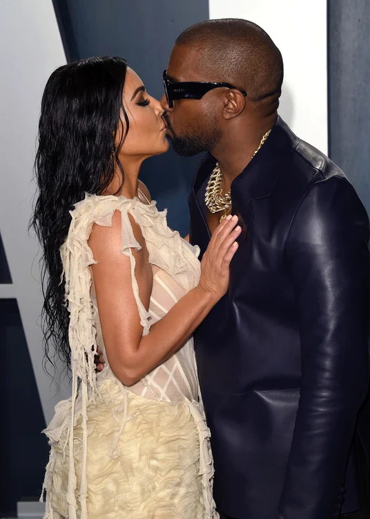 2 kim kardashian kanye west vanity fair party 2020 1 jpg jpeg