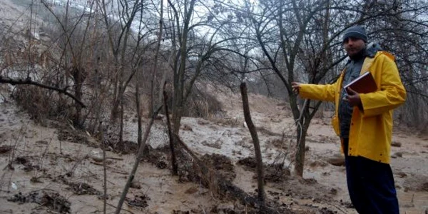 Grădinile oamenilor au fost distruse de alunecările de teren