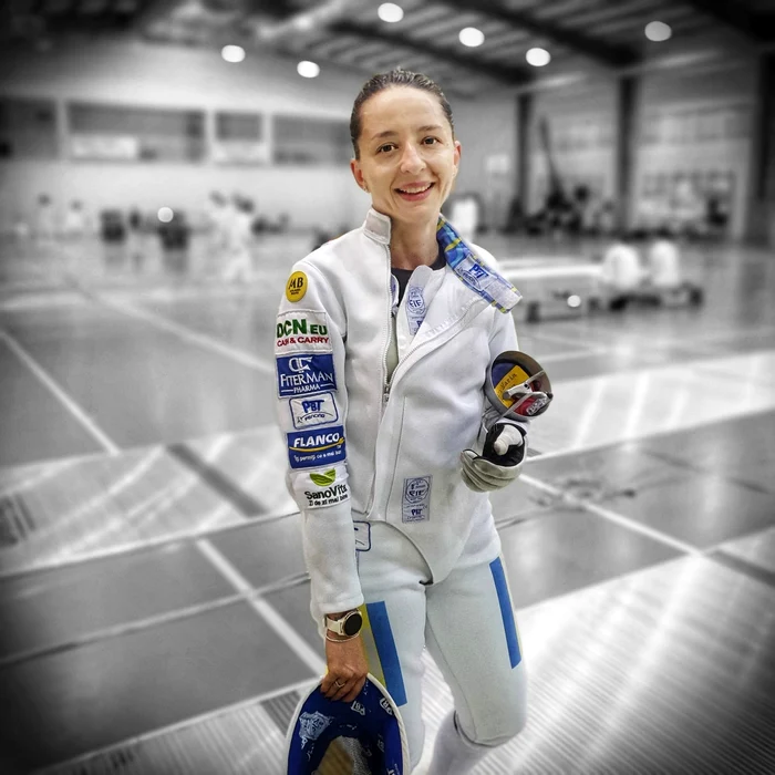 
    Ana Maria Popescu a efectuat și un stagiu de pregătire în PoloniaFoto; Facebook / Federatia Romana de Scrima  