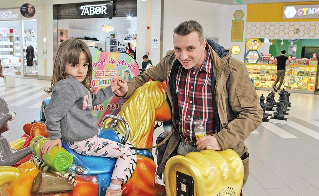 
    Alexandru Florian spune că nu are motive să se vaccineze, pentru că majoritatea persoanelor decedate din cauza gripei aveau și alte boliFoto: Florin Şuler  