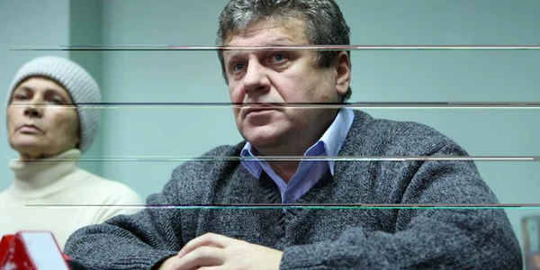 Maior susţine că ameninţările i-au distrus familia. Foto: Stelian Grăjdan