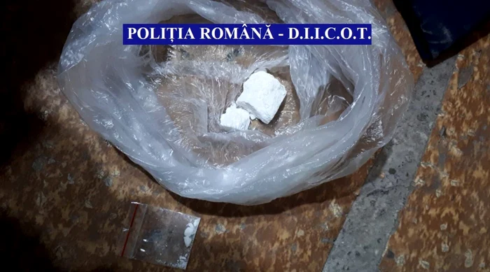 Bărbatul consumase cocaină în apartament FOTO arhivă Poliția Română