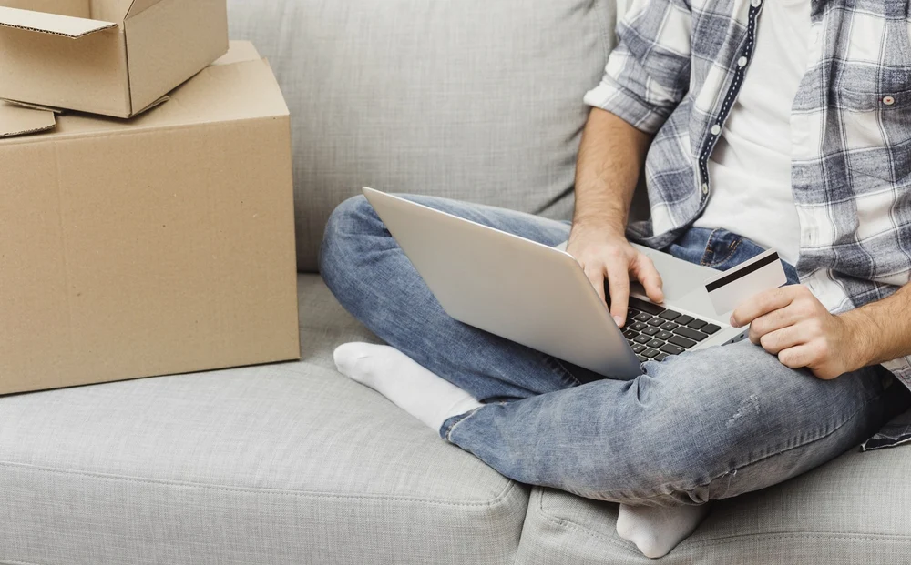 Escrocherie online: un tânăr din Suceava a lăsat fără 4.000 de euro un vânzător din Gorj