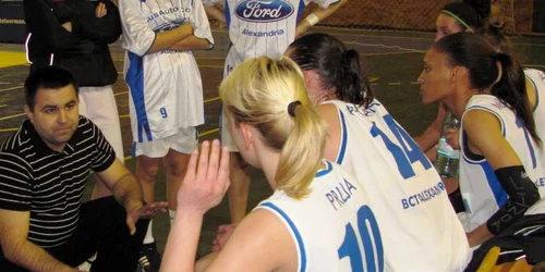 Fetele lui Mădălin Piperea sunt încă în vacanţă