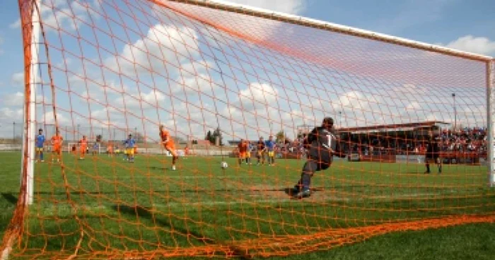 Echipa mureşeană va juca diseară pe stadionul buzoian foto Arhivă