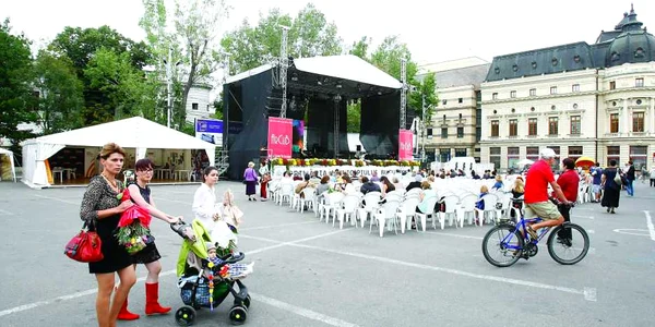 piata festivalului