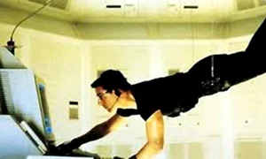 Tom Cruise în "Misiune Imposibilă" jpeg