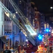 Paris strada Amelot jfif