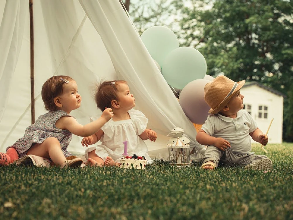 Tăierea moțului nu este un obicei păgân, ci unul popular / foto: Pexels 