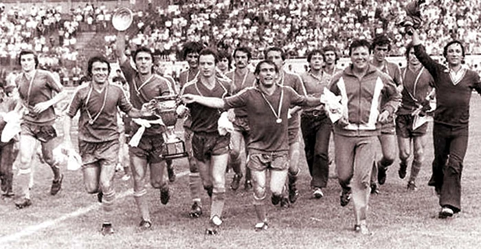 În 1982 s-au calificat  în semifinalele  Cupei UEFA