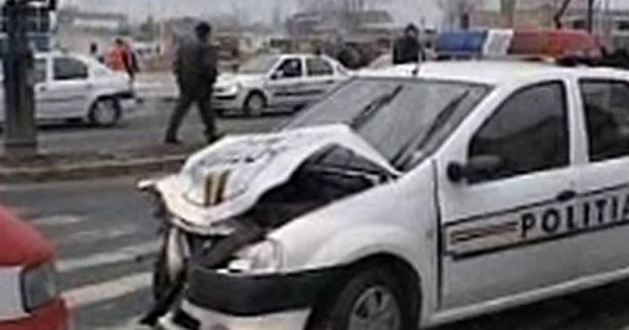 Poliţistul şi-a accidentat mortal un coleg