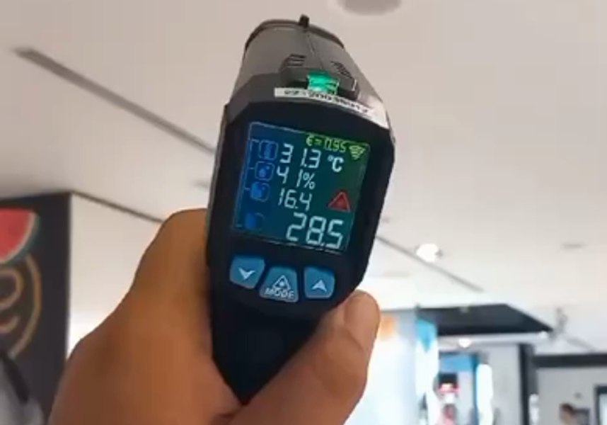 Aeroportul Otopeni, sancționat din cauza temperaturilor „sufocante” din interior, peste limita normală VIDEO
