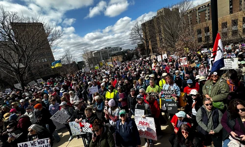 handsoff protest SUA fotoX jpg