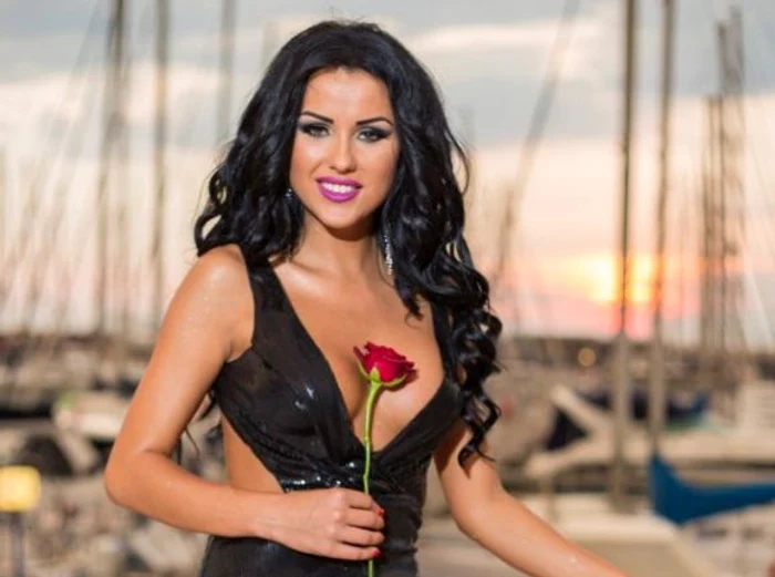 Când începe „Burlăciţa”: Concurenţii au vrut s-o impresioneze pe vedetă