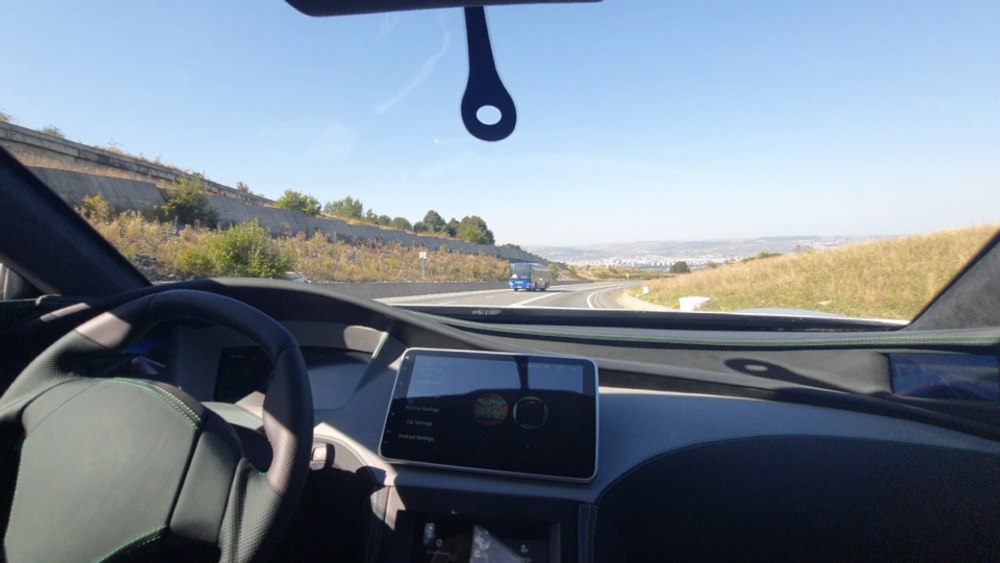 Decizie radicală pentru „Tesla de Cluj”. „Dacă ziceam că e produsă în Elveția, clienții ar fi sărit s-o cumpere cu 450.000 de euro”