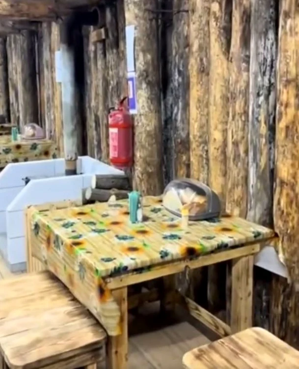 Cantina este a unei brigăzi ucrainene. Foto Captură video X/War Translated 