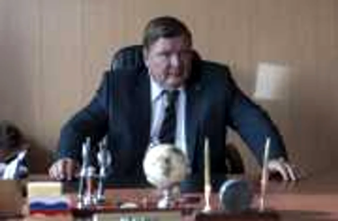 Actorul Roman Madyanov, în rolul primarului corupt din filmul „Leviathan“ FOTO cineworx