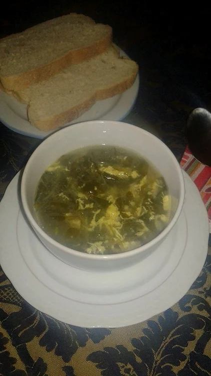 Ciorbă de salată de pădure