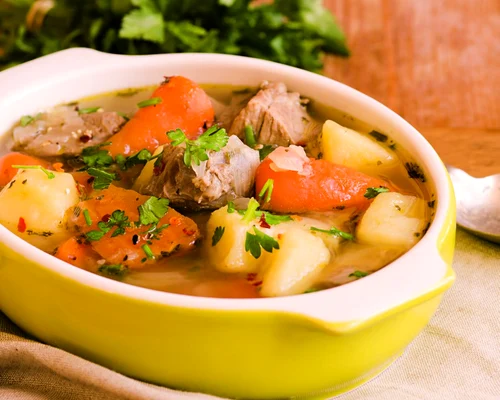 Ciorba cu carne de vita jpeg