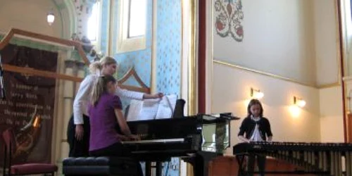 Bistriţa : Recital de flaut şi pian la Sinagogă- Adevărul la minut