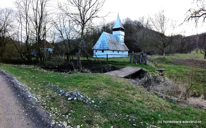 Biserica din Bărăștii Iliei. Foto: Daniel Guță